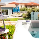 Memories - Explore & Recharge Aparthotel 4*