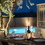 Memories - Explore & Recharge Ξενοδοχείο με διαμερίσματα 4*